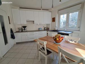 Porchefontaine 4 pièces  3 chambres 93 m2