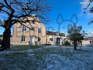 Maison 7 pièces 162 m²