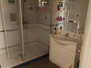 Maison de village avec garage et terrasse