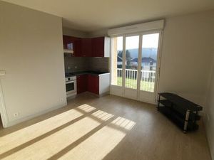 T3 bourg Le Palais sur Vienne