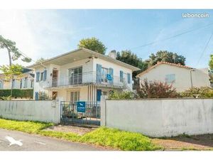 Pavillon 8 pièces 141 m²