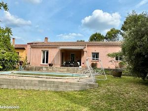 Maison de plain-pied 120 m² avec piscine