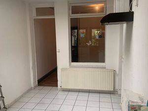 Bel appartement situé au 52/54 rue aveluy rez de chaussée