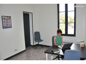 Bureaux à louer en plein centre de Castillon-la-Bataille