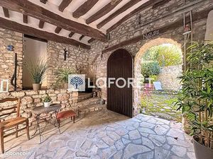 Maison 5 pièces 195 m²