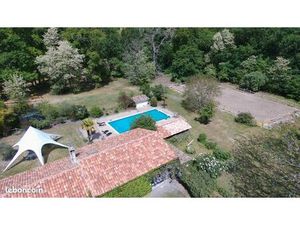 Propriété équestre 2.5ha au pian medoc