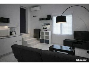 Louer Studio meublé entièrement rénové - Aix en Provence