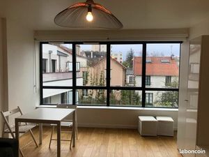 Studio meublé lumineux et calme