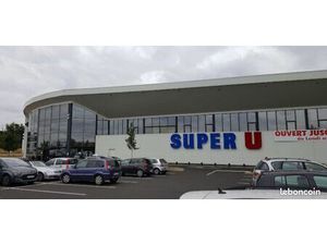 Bail à céder local centre commercial SUPER U