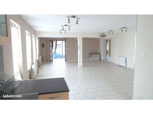 Local commercial 114 m²