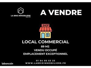 Local commercial 89 m² MELUN