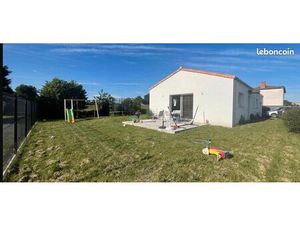 Maison à Rochetrejoux