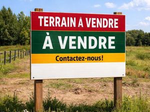 Terrain constructible 850m2 + 900 m2 au calme  jolie vue 