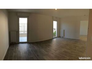 Loue 2 Pièces RDC avec jardin Exposé Sud/Ouest