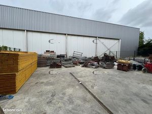 Local bureaux 360 m²