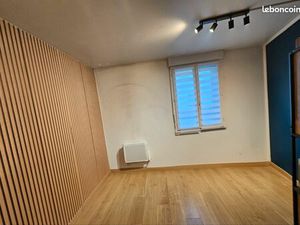 Local professionnel ■✔ Salle d’attente commune incluse■✔ Convient à tout professionnel sou