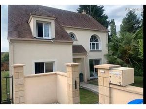 ? À LOUER – Maison familiale à SAINT-MARD