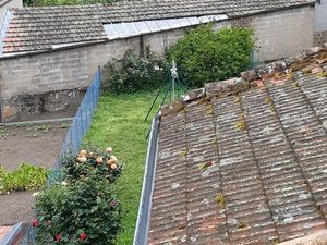 Maison avec terrasse et jardin