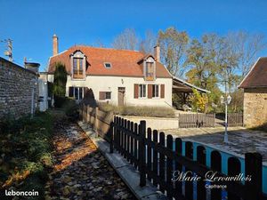 Longère 6 pièces 152 m²