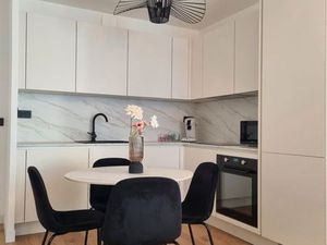 Refait a neuf  love room a vendre