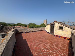 Maison ancienne de 160m² avec terrasse et rooftop