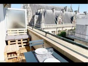 Hyper Centre avec Balcon