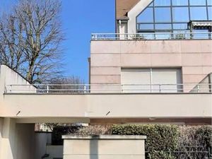 Box pour voiture  sur Ozoir la Ferrière