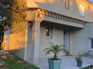 Vente villa vers pont du Gard