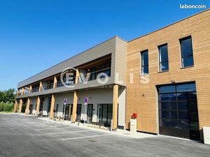 Local bureaux 451 m²