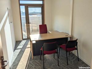 Bureau 12 à 13m2 - Spay - Idéal jeunes entreprises
