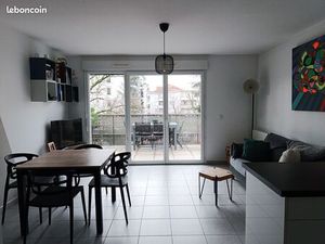À vendre – T3 58 m² + garage – Meyzieu Gare