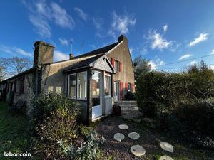Maison 6 pièces avec Hangar