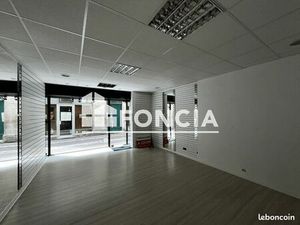 Local commercial 91 m²