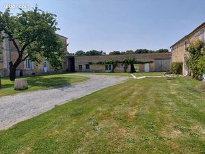 Propriété 2 maisons Marais Poitevin 30 min de La Rochelle