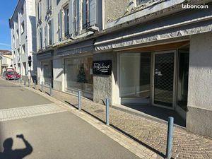 Local commercial 80 m² – À louer ou à vendre