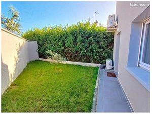 Maison de ville atypique près de Vancia