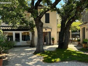 Maison de charme 130 +studio et dépendances