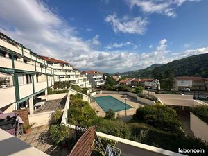 Magnifique F3 entièrement rénové – Résidence avec piscine – Disponible 1er mars