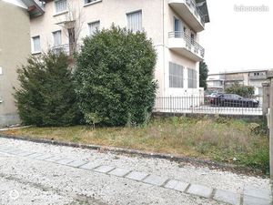 T3 rénové avec jardins privatifs – Quartier Montjay – Chambéry