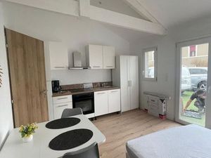 Studio meublé neuf en plein centre de Labouheyre