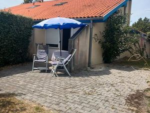 Location 30m2 à l'année à Saint-Julien-en-born