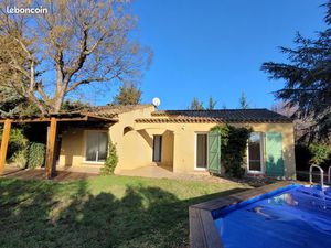 Villa 4 faces plain pied - Terrain 990 m2