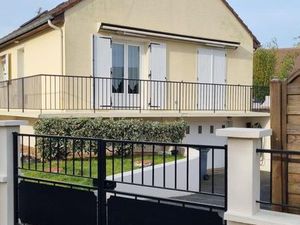 Maison familiale à louer – Centre-ville d’Arnage (101 m²)