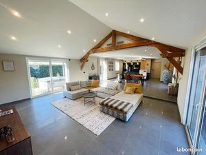 Somptueuse Villa de Plain-Pied 180m²– Prestations Haut de Gamme – Veauche