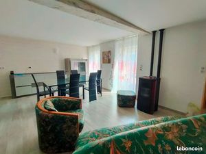 À LOUER appartement meublé