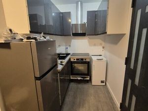 Perle rare T3 Meublé la rochette avec jardinet  secteur pavillonnaire