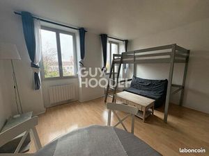 Studio 1 pièce 27 m²