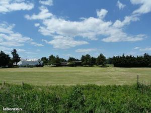 MAS 10 pièces 250m² 2 Logements 2ha500 Box Chevaux