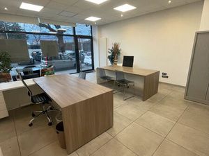 LOCAL COMMERCIAL à Aix les Bains