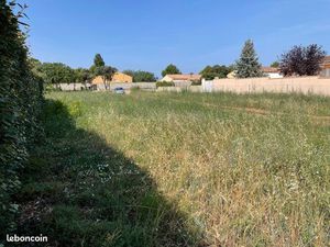 Terrain constructible viabilisé en lotissement